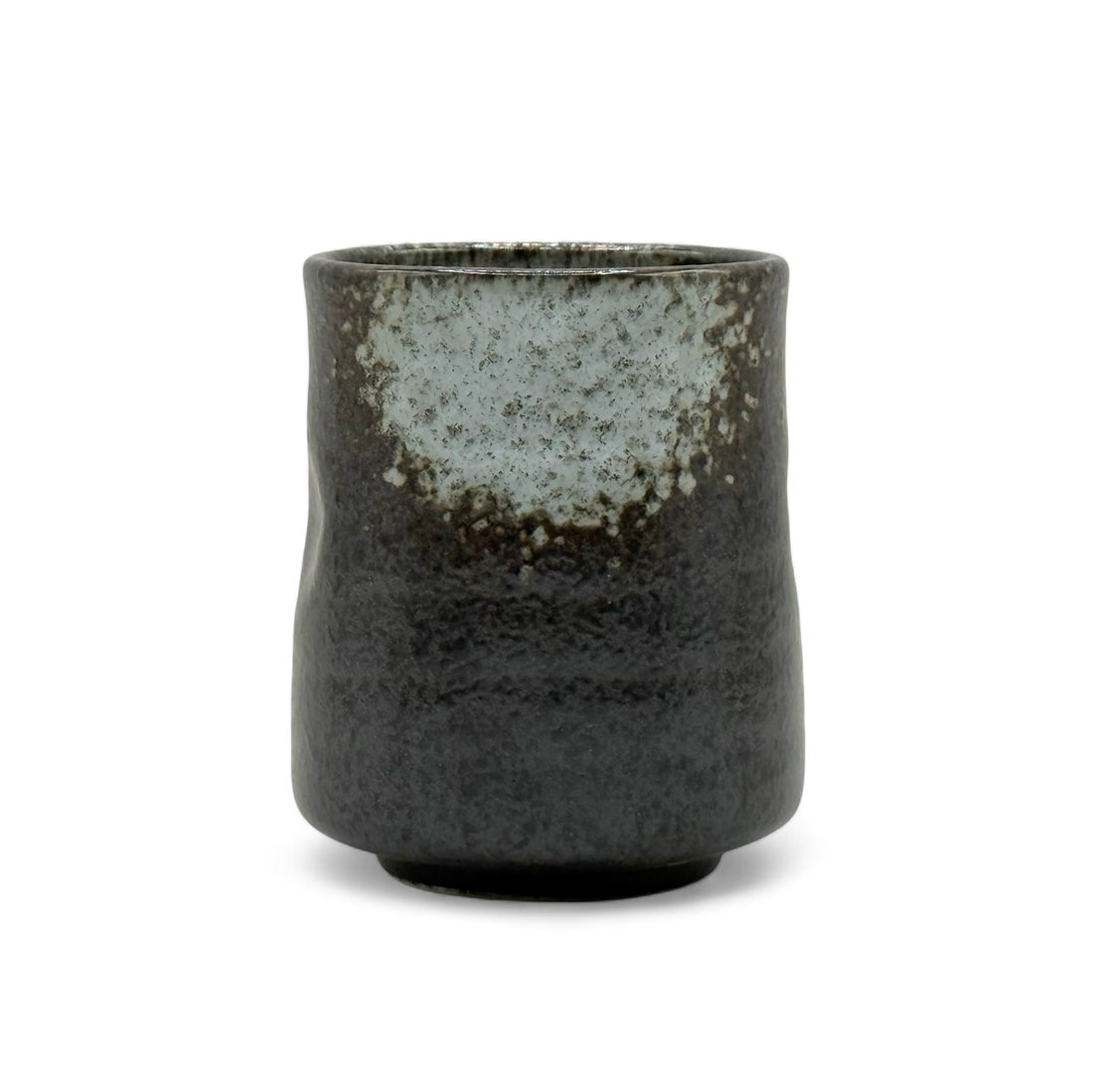 Hakumu Moss Black Mino-yaki Yunomi - Japanese Teacup