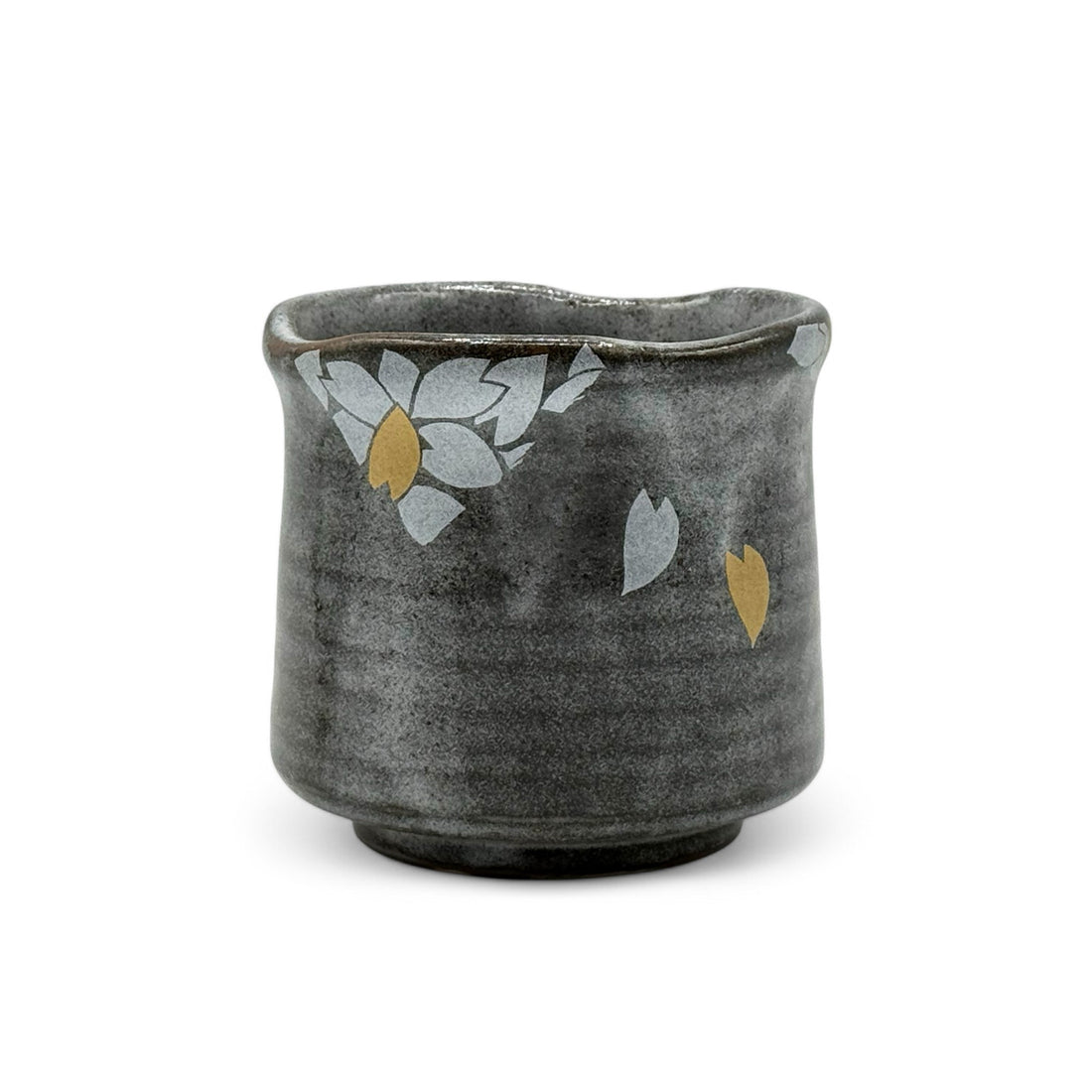 Hanabira Gray Kutani-yaki Yunomi - Japanese Teacup