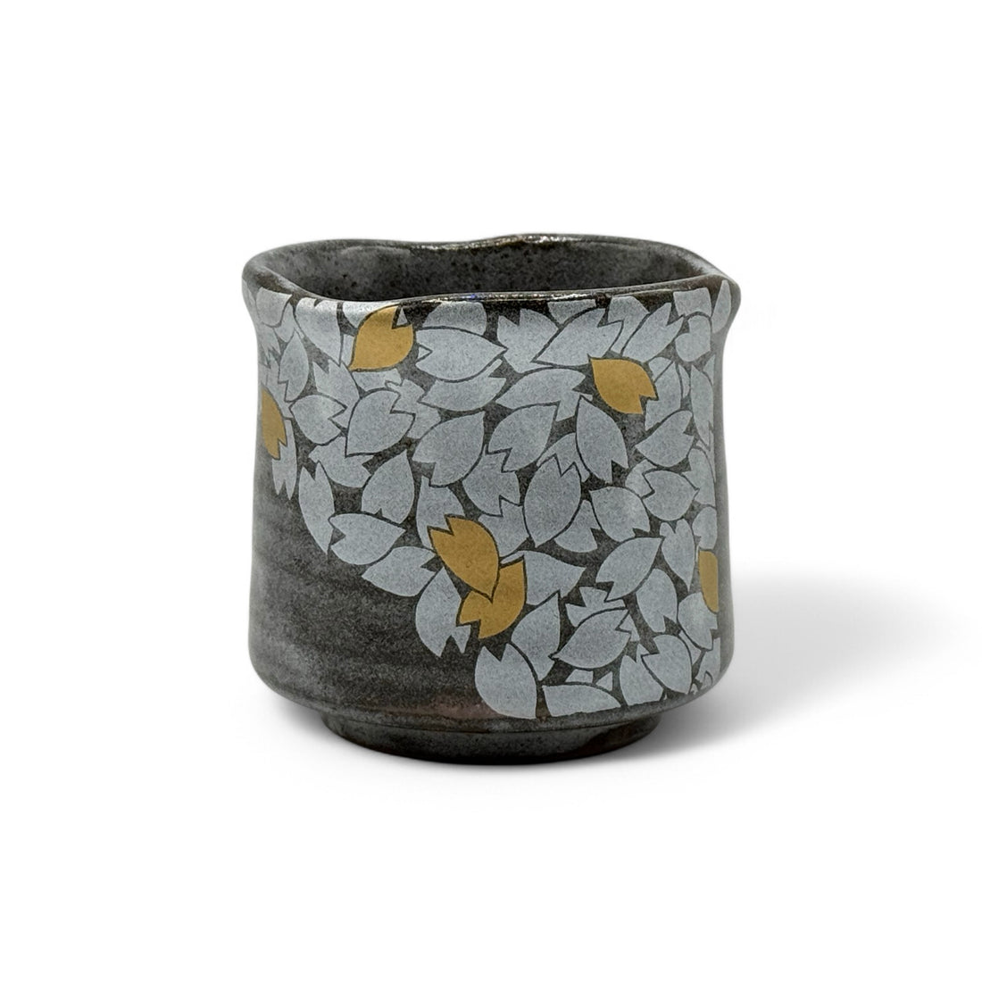 Hanabira Gray Kutani-yaki Yunomi - Japanese Teacup