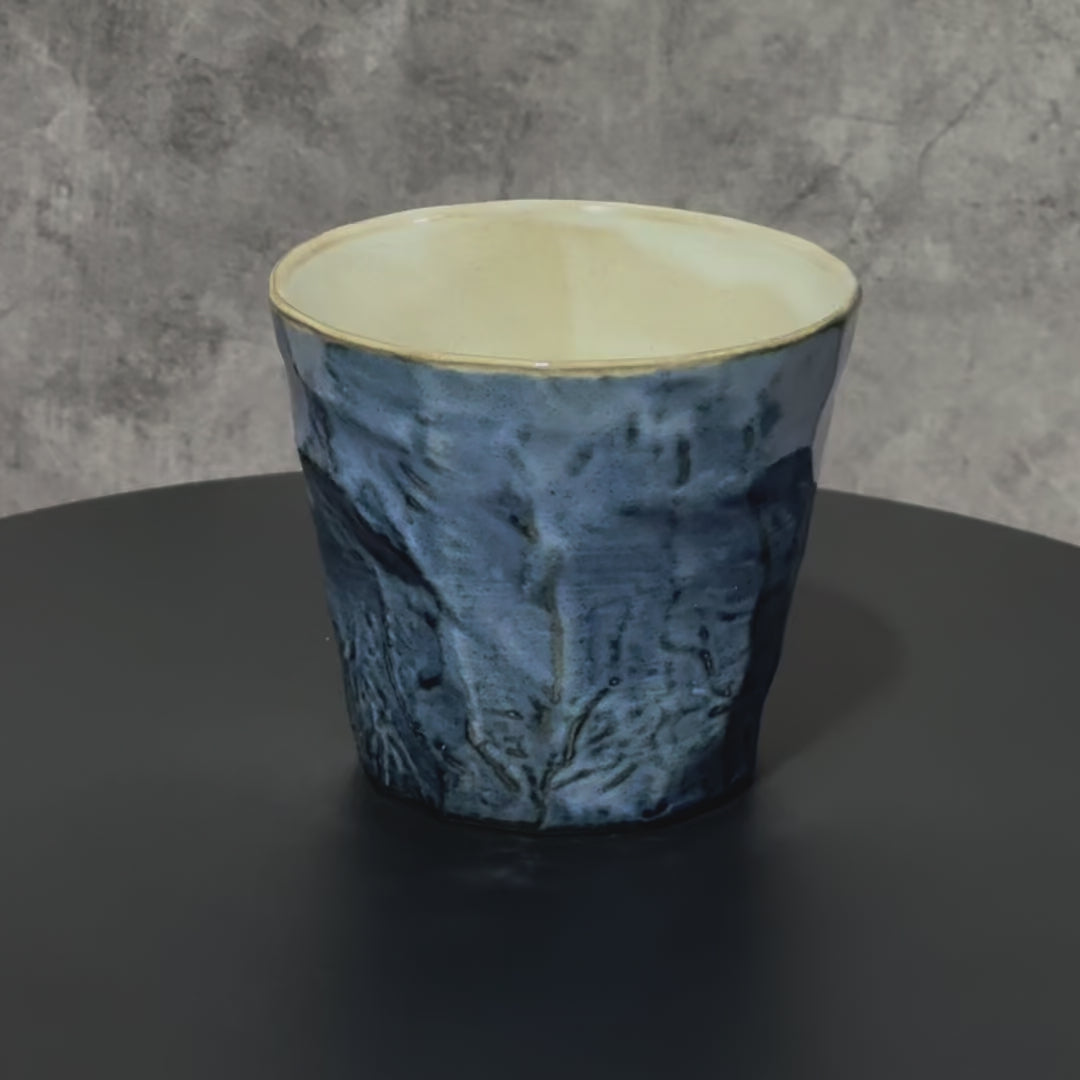 Gosu Rock Blue Mino-yaki Yunomi - Japanese Teacup