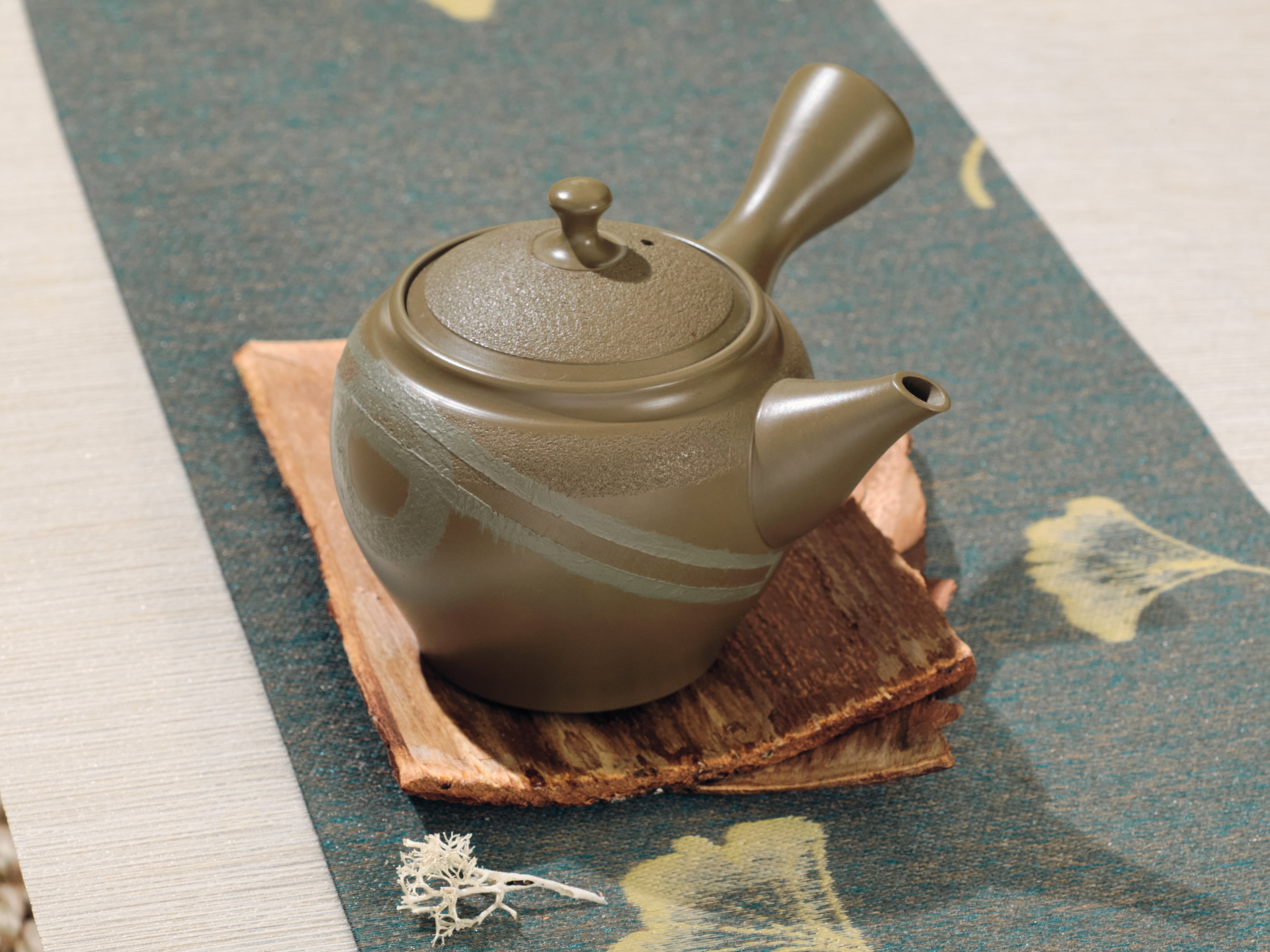 Inoue Tea | Purveyor of Japanese Artisanal Teaware | Six Ancient Kilns